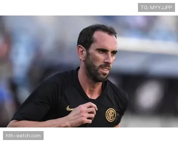 孔蒂三后卫体系持续发威，战术革新成球队赛季反弹关键